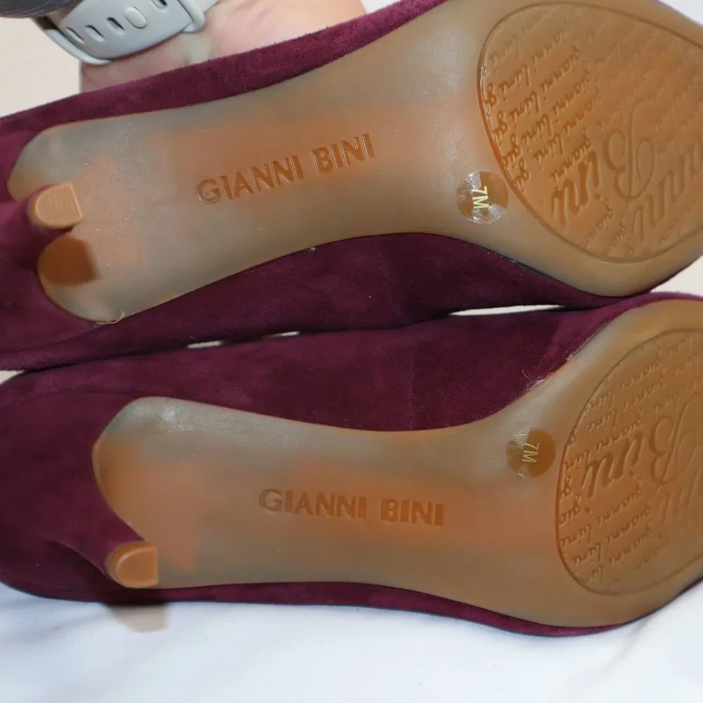 Gianni Bini Maroon Suede Pointed Heels Pumps Women's Size 7-NWOT - Picture 5 of 8